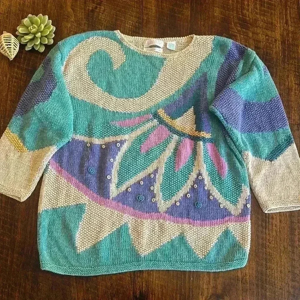 Segrets Sun Prints | Vintage 80’s Hand-Knitted Colorful Crewneck Sweater